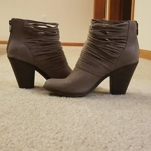 Ankle boots